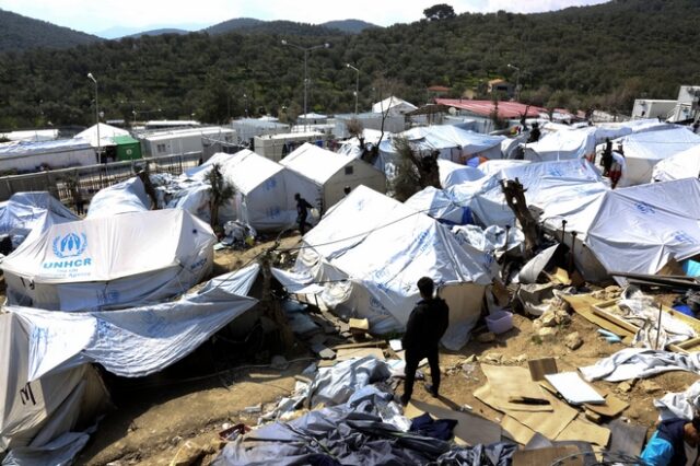 Η κατάσταση στη Μόρια είναι εκτός ελέγχου κι απαιτούνται μέτρα για την αποσυμφόρηση του καταυλισμού