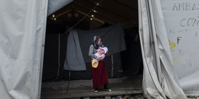 Μέσα στον καταυλισμό της Μόριας: ‘Καλώς ήρθατε στη φυλακή’