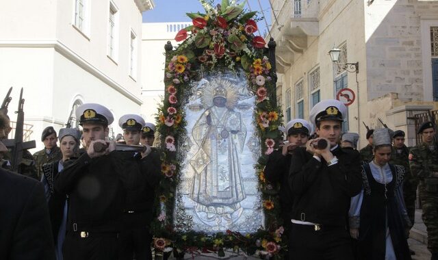 Ο Άγιος Νικόλαος είναι ο… αληθινός ‘Άη Βασίλης’