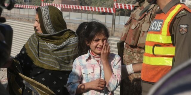 Εισβολή Ταλιμπάν σε πανεπιστήμιο του Πακιστάν – Τουλάχιστον 9 νεκροί