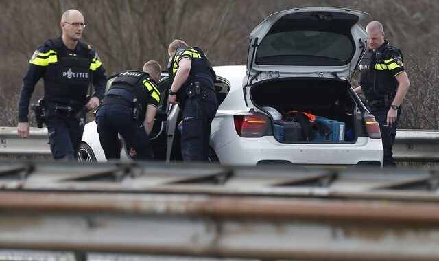 Ολλανδία: Δύο νεκροί και τρεις τραυματίες σε περιστατικά με μαχαίρι