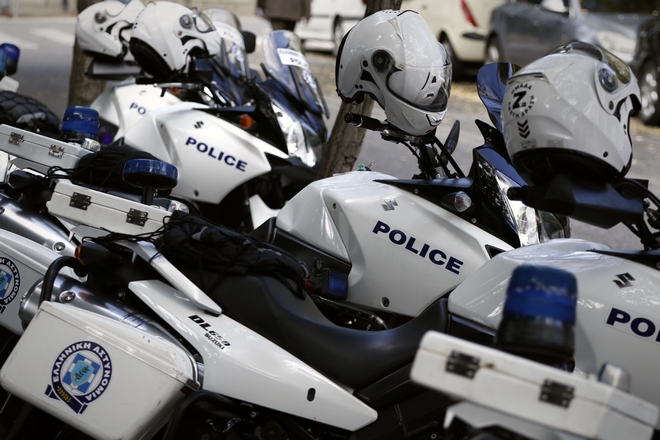 Λήστευαν ηλικιωμένους, προσποιούμενοι υπαλλήλους της ΔΕΗ