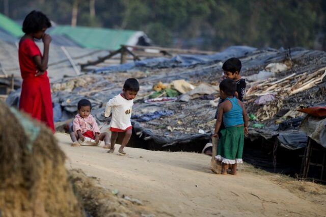 Γενοκτονία Ροχίνγκια: Δεν παίρνουν πίσω το Νόμπελ Ειρήνης από την ηγέτιδα της Μιανμάρ