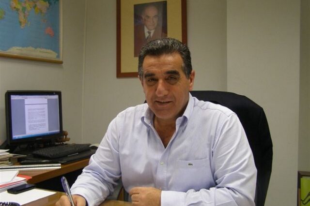 Πέθανε ο δήμαρχος Τήνου, Σίμος Ορφανός