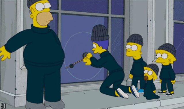 Η ΕΛ.ΑΣ. επιστρατεύει τους Simpsons για να μας σώσει απ’ τους διαρρήκτες