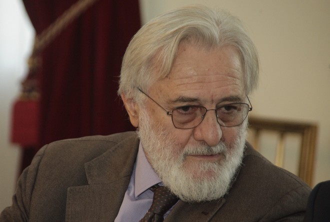 Ένωση Κριτικών Κινηματογράφου σε Σμαραγδή: Αναμένουμε να κάνει πράξη τις απειλές