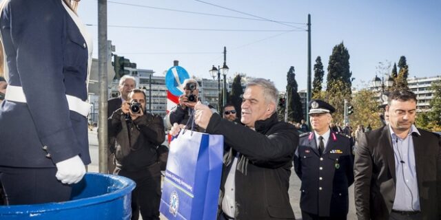 Δώρα στους τροχονόμους από την πολιτική και φυσική ηγεσία της ΕΛ.ΑΣ.