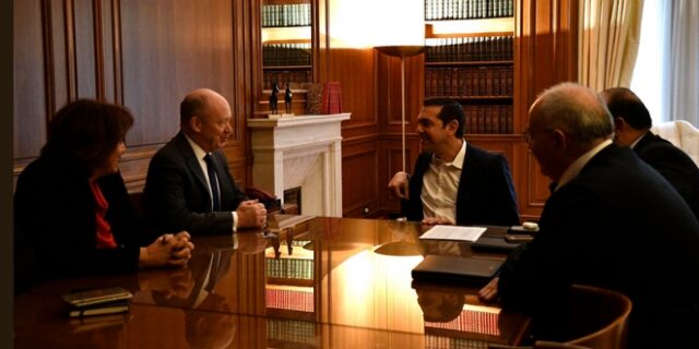 Το μήνυμα εμπιστοσύνης στην ελληνική οικονομία από τη Deutsche Bank και το σχόλιο Τσίπρα