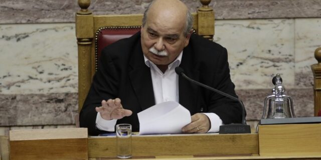 Βούτσης σε αντιπολίτευση: Εκφράζετε την ανησυχία των συμφερόντων με τις offshore