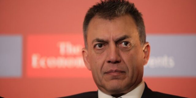 Βρούτσης: Η κυβέρνηση υπογράφει τα πάντα, χωρίς καμία διαπραγμάτευση