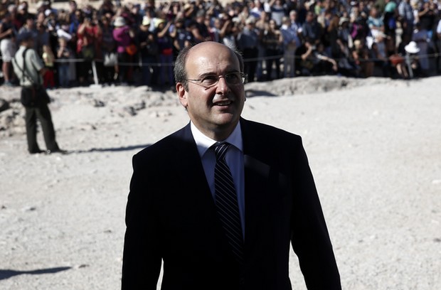 Έκλεψαν το όπλο υπαστυνόμου της φρουράς του Κωστή Χατζηδάκη