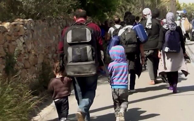 Μεταφορά 230 προσφύγων και μεταναστών από τη Χίο στον Πειραιά