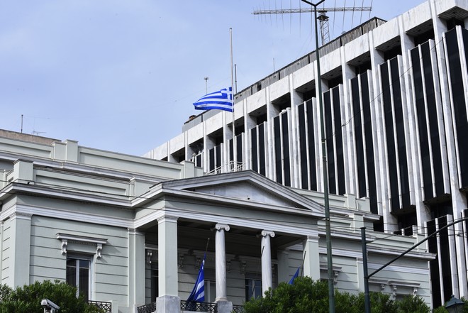 Κύκλοι ΥπΕξ: Η ηγεσία της Εκκλησίας συμπορεύεται με το νεοναζιστικό μόρφωμα της Χρυσής Αυγής;