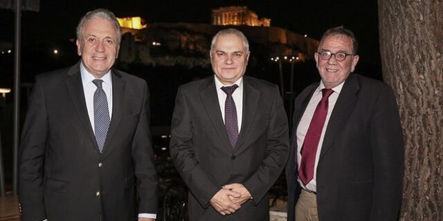 Συνάντηση Αβραμόπουλου με Μουζάλα και Ράντεφ