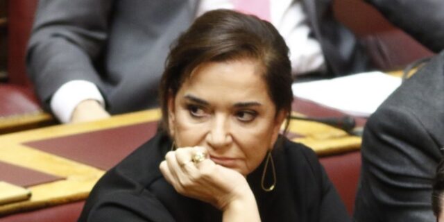 Μπακογιάννη: Προϋπόθεση για επίλυση του Σκοπιανού η ενιαία κυβερνητική θέση