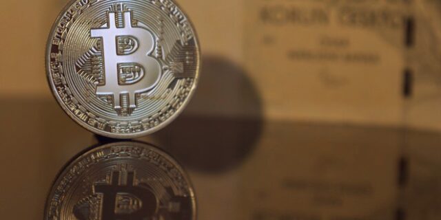 Φαγητό που μπορεί να πληρωθεί μόνο με bitcoin από τα KFC