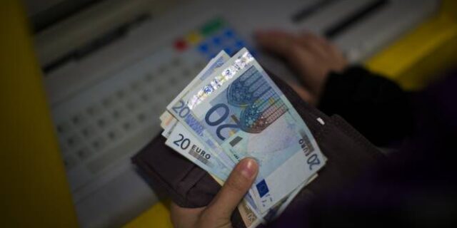 Κοινωνικό μέρισμα: Ποιοι οι ωφελούμενοι, ποια τα κριτήρια, πώς γίνονται οι δηλώσεις και πότε κατατίθεται