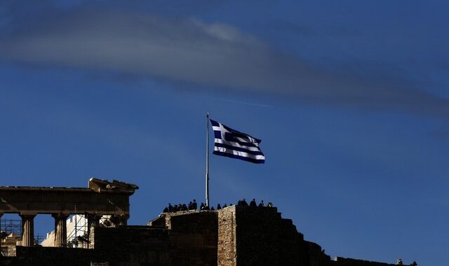 Eurostat: Στο 1% ο ετήσιος πληθωρισμός στην Ελλάδα τον Δεκέμβριο