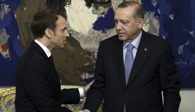 ‘Μεσάνυχτα στο Παρίσι’, η συνάντηση Ερντογάν – Μακρόν