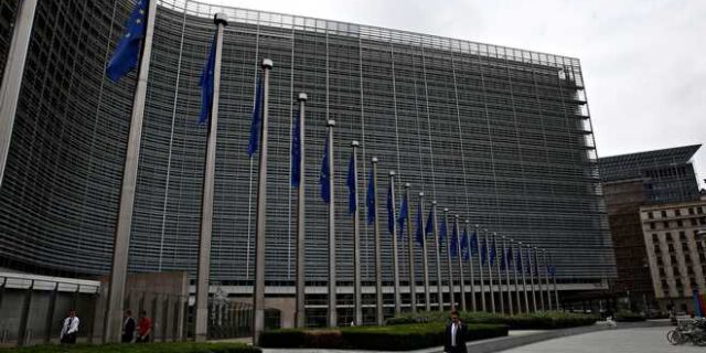 Νέους κανόνες ΦΠΑ προτείνει η Κομισιόν