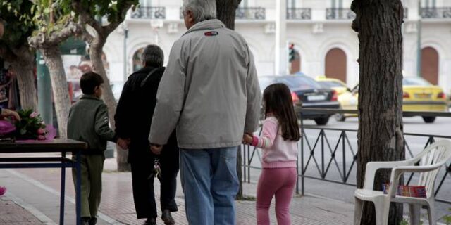 ΟΠΕΚΑ – Επίδομα παιδιού: Κλείνει προσωρινά η πλατφόρμα Α21