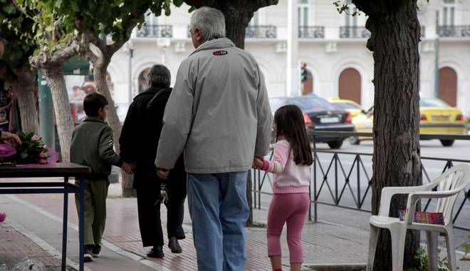 Επίδομα παιδιού A21: Ανοίγει σήμερα η πλατφόρμα – Τι να προσέξετε