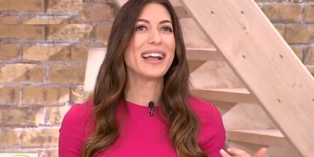 Η Φλορίντα Πετρουτσέλι ανακοίνωσε on-air την εγκυμοσύνη της
