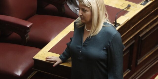 Γεννιά: Δεν υπάρχει κανένα θέμα καταψήφισης των επιδομάτων