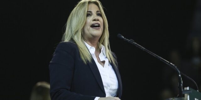 Πολλαπλά μηνύματα από Γεννηματά και ‘πόρτα’ σε Φλαμπουράρη
