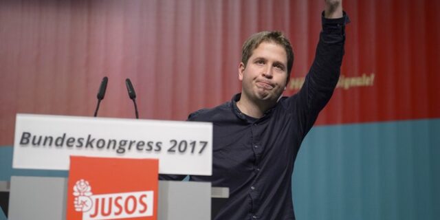 Η Νεολαία SPD απειλεί να ‘τινάξει’ στον αέρα τη συμφωνία για κυβέρνηση