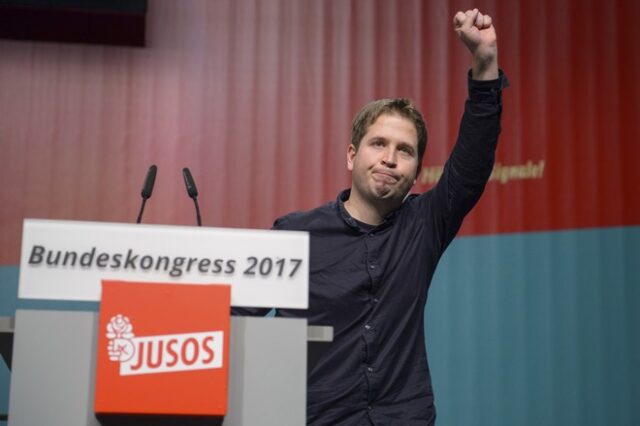 Η Νεολαία SPD απειλεί να ‘τινάξει’ στον αέρα τη συμφωνία για κυβέρνηση