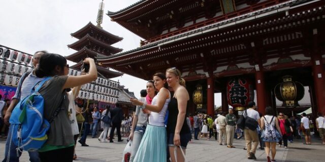 Δέκα απίστευτα μέρη που πρέπει να επισκεφθείτε το 2018