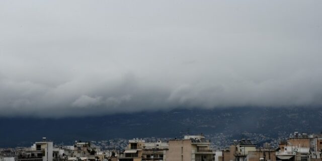 Με βροχή και ισχυρούς ανέμους το σκηνικό του καιρού