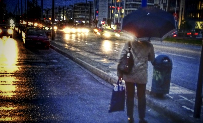 Από νεφώσεις σε βροχές και χιόνια στα ορεινά