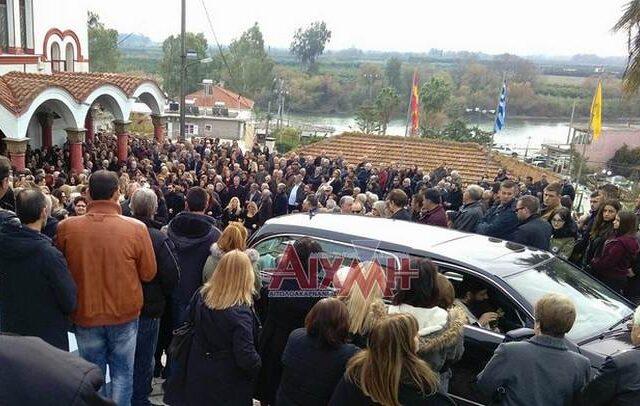 Αιτωλοακαρνανία: Θρήνος στην κηδεία της 44χρονης μητέρας