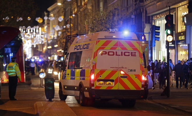 Ματωμένη Πρωτοχρονιά στο Λονδίνο: Τέσσερις νέοι δολοφονήθηκαν με μαχαίρι