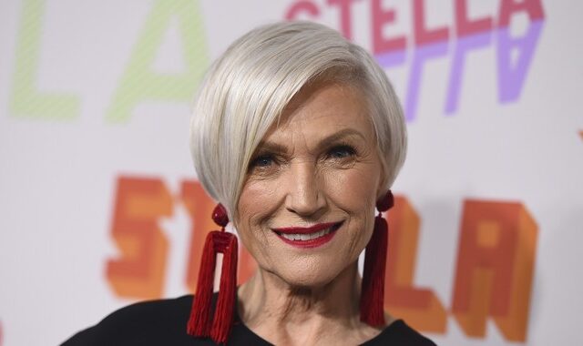 Γνωρίστε την Maye Musk: Η μητέρα του Elon Musk είναι top model ετών… 69