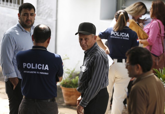 Τριάντα δύο πτώματα εντοπίστηκαν σε ομαδικούς τάφους