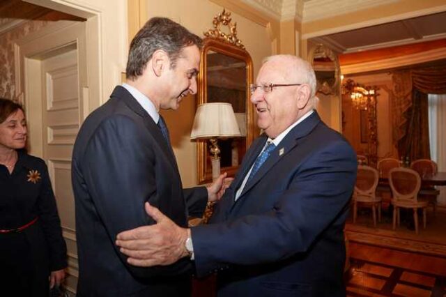 Η τουρκική προκλητικότητα στο Αιγαίο στο επίκεντρο της συνάντησης Μητσοτάκη – Ρίβλιν