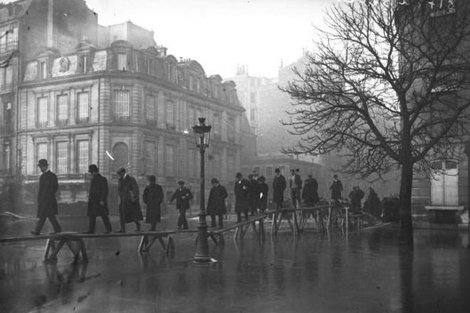 Πώς ήταν το Παρίσι στη μεγάλη πλημμύρα του αιώνα, το 1910