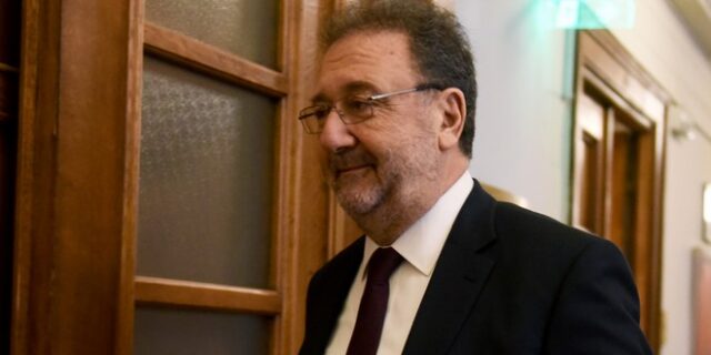 Πιτσιόρλας: Η κυβέρνηση συζητά την μετακίνηση επιχειρήσεων στην Ελλάδα μετά το Brexit