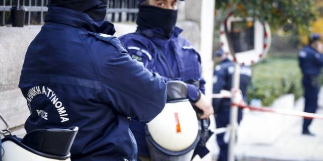 Υπό δρακόντεια μέτρα οι εκδηλώσεις για την 45η επέτειο του Πολυτεχνείου