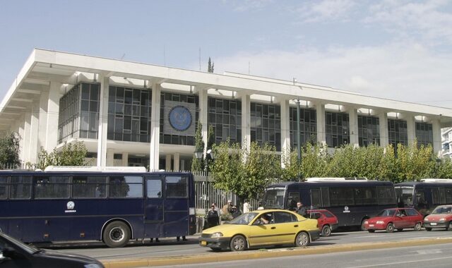 Κλειστά τη Δευτέρα η πρεσβεία και το προξενείο των ΗΠΑ