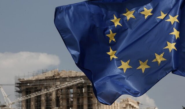 Κομισιόν: Νέο κεφάλαιο για την Ελλάδα – Επιστρέφει η ανάκαμψη