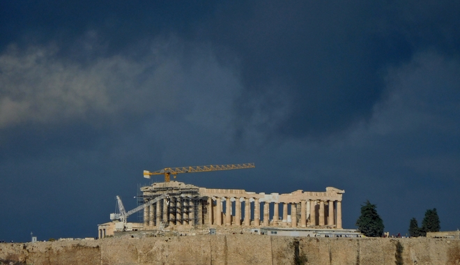 Νεφώσεις και ελαφριά πτώση της θερμοκρασίας ως την Παρασκευή