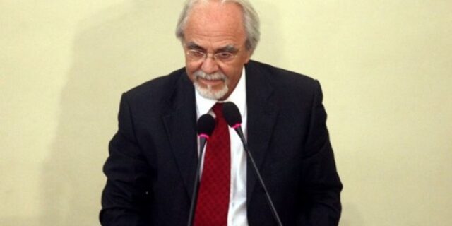 Γαλάζιος ταύρος ο Ταυρής για τις απεργίες
