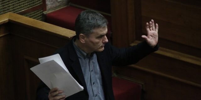 Τσακαλώτος: Δυστυχώς για τη ΝΔ, κάθε φορά που μιλάω τα πράγματα πάνε καλύτερα