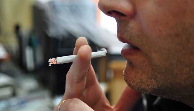 Αυστηροποιούνται οι έλεγχοι για το κάπνισμα – Έρχονται τσουχτερά πρόστιμα