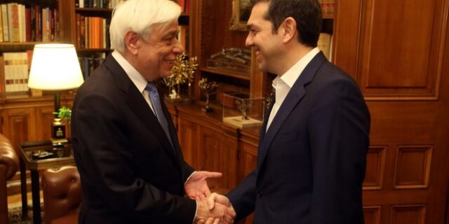 Το μήνυμα Τσίπρα στο twitter για τη συνάντηση με Παυλόπουλο