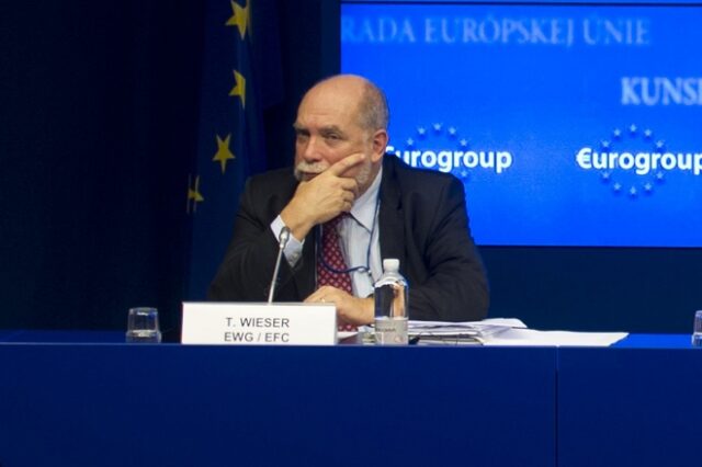 Βίζερ: Η Ελλάδα μπορεί και είναι υποχρεωμένη να σταθεί στα πόδια της